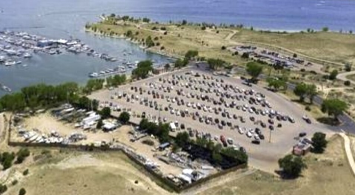 North Shore Marina Parking